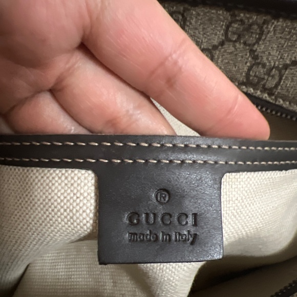 Gucci GG Supreme Small Canvas Tote Bag - Picture 6 of 14